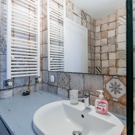 Comfortable 2 Bd Apartment Close To Athens Archeological Museum Экстерьер фото