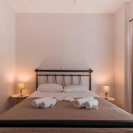 Comfortable 2 Bd Apartment Close To Athens Archeological Museum Экстерьер фото