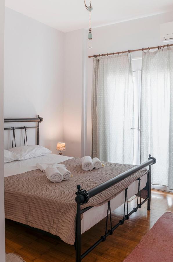 Comfortable 2 Bd Close To Archeological Museum Apartment